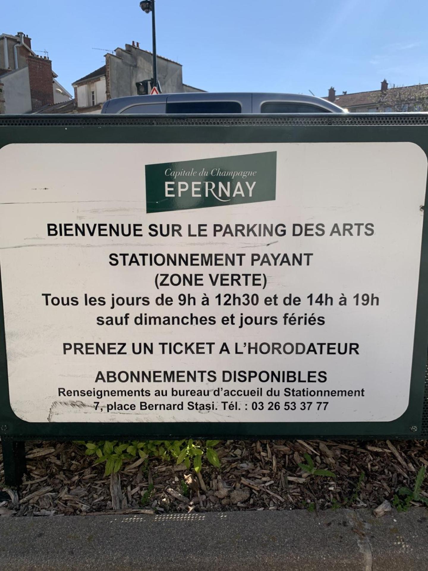 Le Champenois, Avenue De Champagne Apartment Epernay Ngoại thất bức ảnh